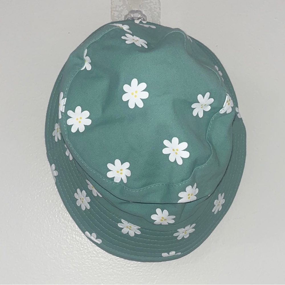 Daisy Pattern Bucket Hat - Picture 2 of 4